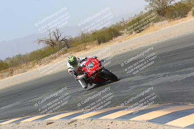 media/Mar-28-2022-Superbike Trackdays (Mon) [[b8603d0f67]]/Open Track Time/Turn 3 Inside/